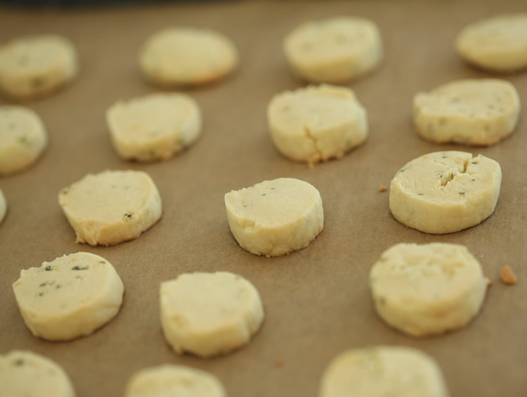 Biscuitii copti