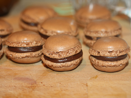 Macarons lipite cu ganache