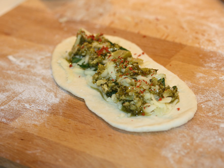 Foaia lunguiata cu topping