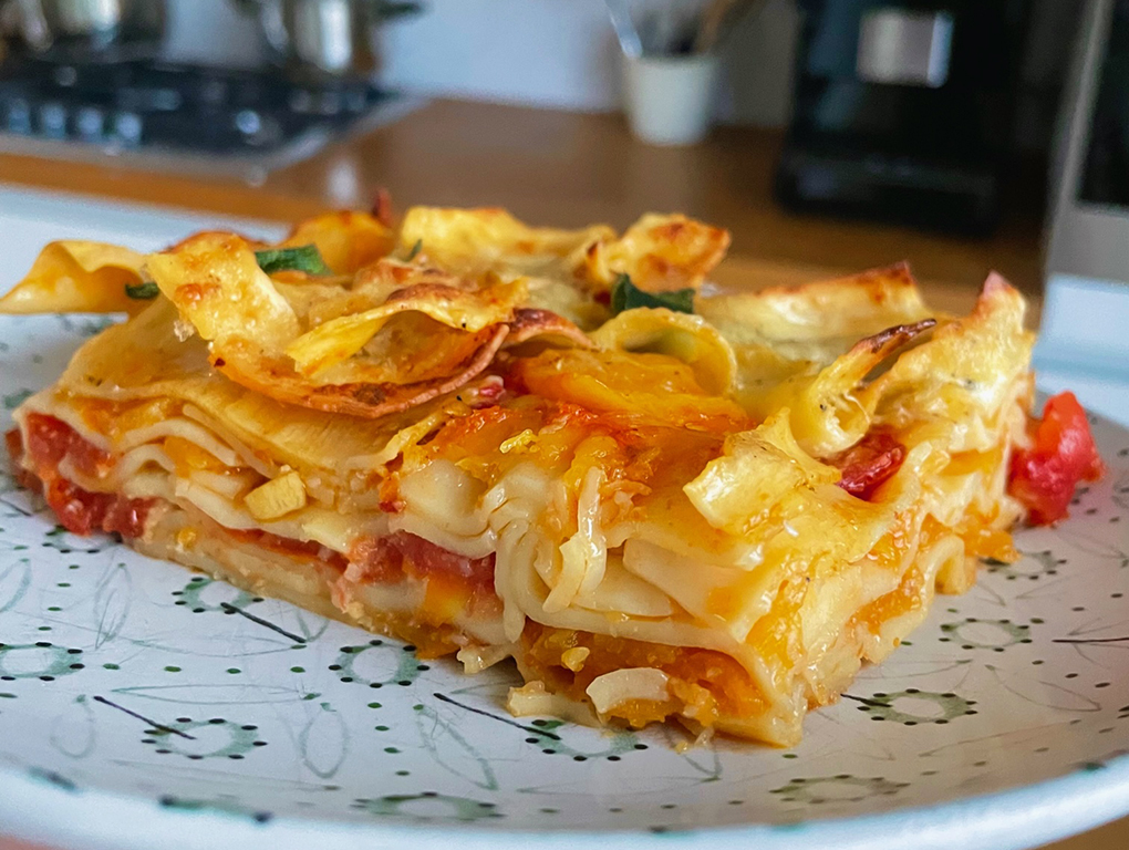 Reteta Lasagna cu dovleac, rosii cherry si salvie