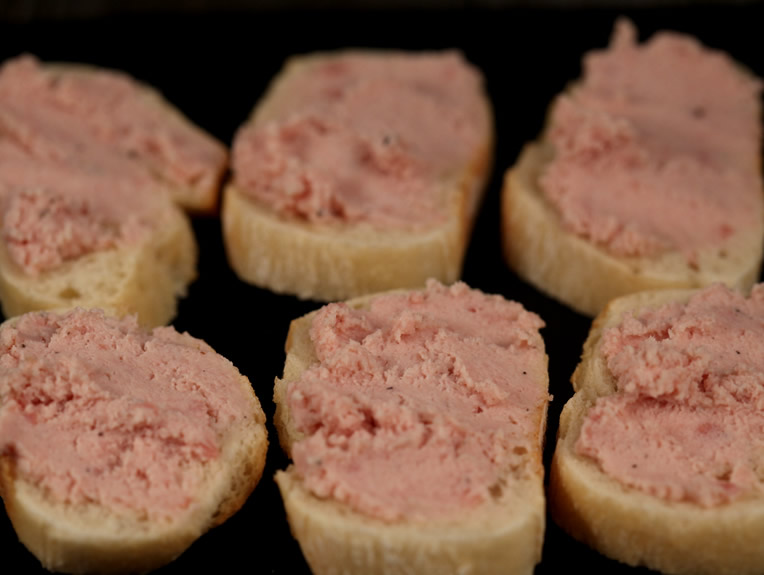 Reteta Pate de mortadella